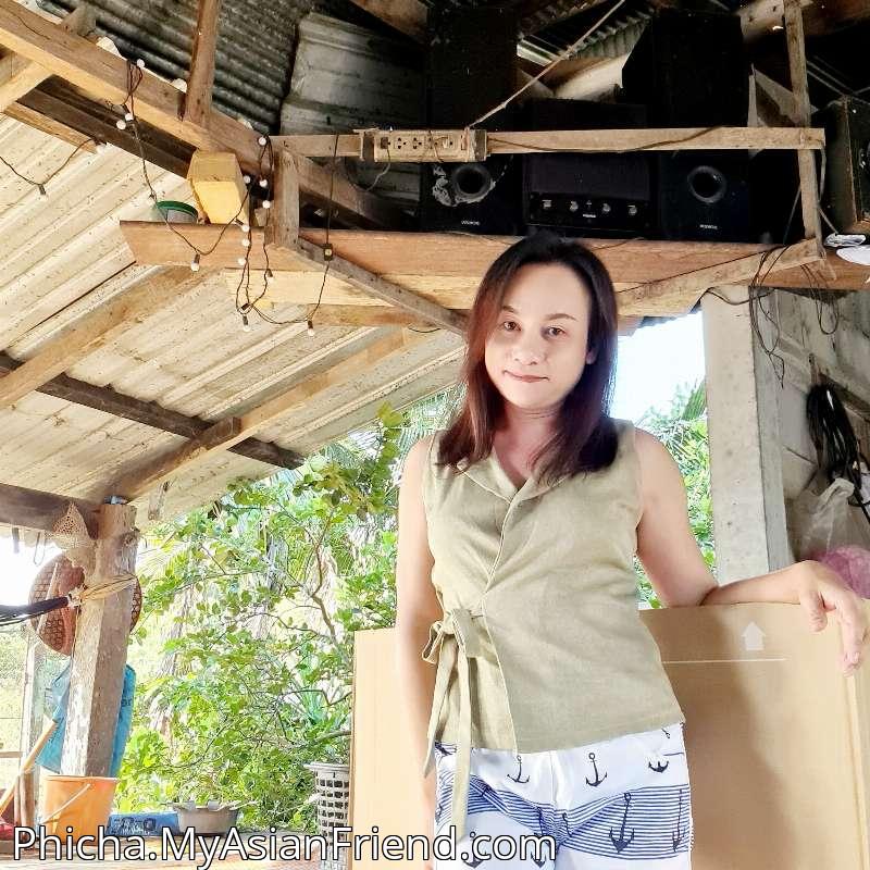 Phicha's personal blog photo 1 added Thursday the 27th of November 2025