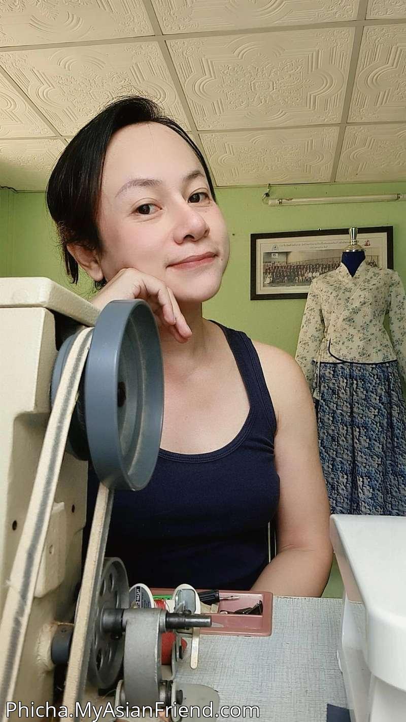 Phicha's personal blog photo 1 added Sunday the 22nd of February 2026